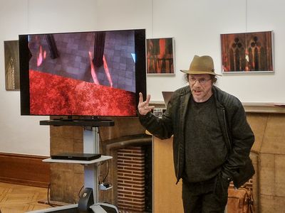 Schauspieler und Künstler Axel Neumann bei der Vorstellung des Projektes