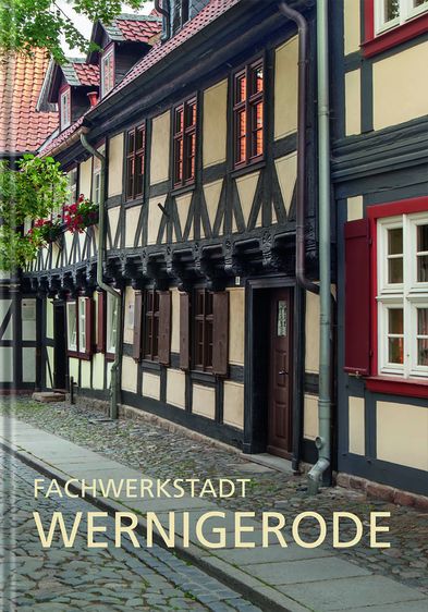 Die beiden Autoren Dr. Uwe Lagatz und Norbert Perner stellen im Rahmen der September-Vorlesung der GenerationenHochschule ihr aktuelles Buch „Fachwerkstadt Wernigerode“ vor. 