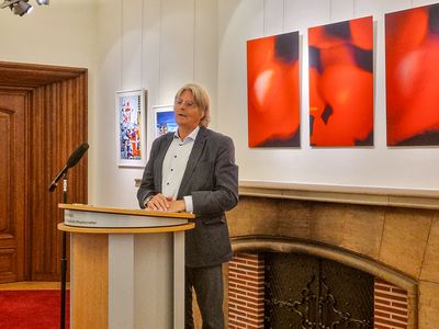 Fotograf Georg Hardenberg, Eröffnung 