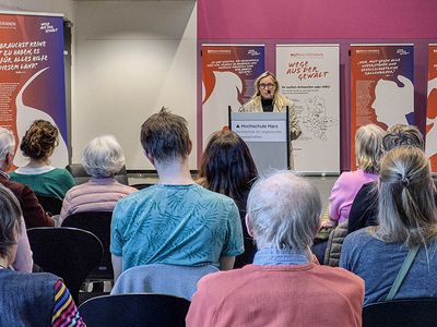 Eröffnung durch Sarah Piper, Gleichstellungsbeauftragte der Hochschule Harz