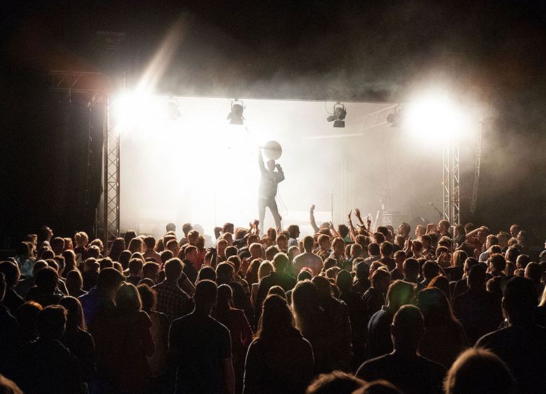 Bild: Beim Campusfieber am Samstag, dem 10. Juni, präsentiert sich die Hochschule Harz fachlich, familiär und in bester Feierlaune: Besucher und Interessierte, Schülerinnen und Schüler sowie Hochschulangehörige sind eingeladen, wenn vier Veranstaltun