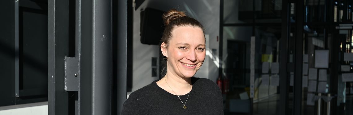 Heide Peuckert ist Absolventin des Bachelor-Studiengangs International Business der Hochschule Harz und Unternehmensgründerin von „feels like yoga“ sowie „MYLILY“.
