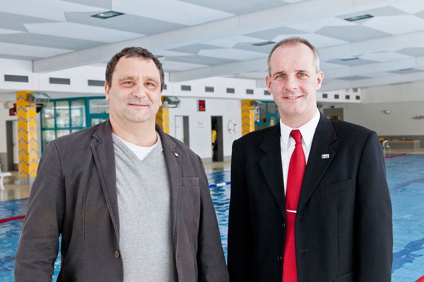 Bild (v.l.n.r.): Ralf Schult und Prof. Dr. Olaf Drögehorn organisieren zusammen das CodeCamp der Hochschule Harz, Fotograf: Florian Fischer
