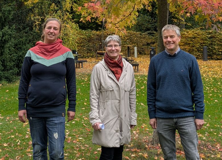 Bei der GenerationenHochschule im November stellen (v.l.n.r.) u.a. Stefanie Steinwender, Dr. Ute Urban und Prof. Dr. Hardy Pundt (Hochschule Harz) Projekte und Initiativen rund um das Thema Klimaschutz vor. Foto: Stefanie Krebs / Hochschule Harz