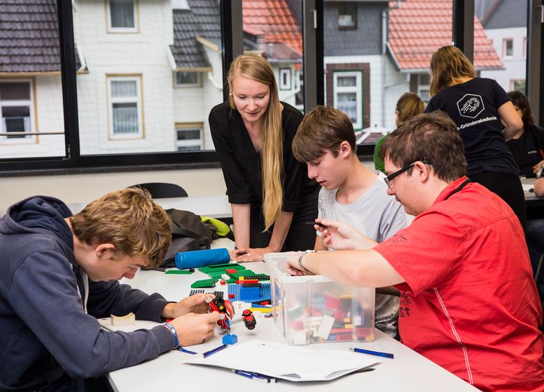 Mandy Stobbe vom Zentrum für Sozialforschung Halle e.V. berichtete in ihrem Workshop davon wie man mit sozialen Geschäftsideen die Welt ein bisschen besser macht.
