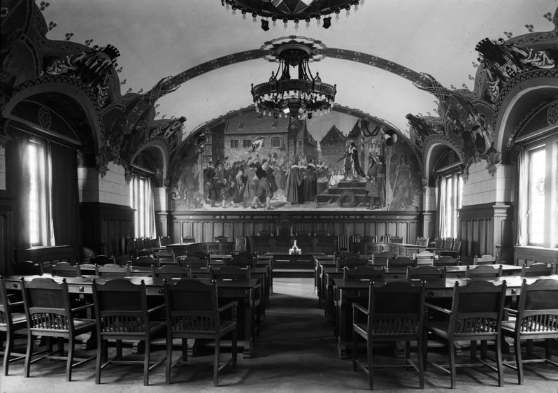 Der Festsaal in der Dompropstei Halberstadt, ca. 1900 – 1920, mit dem Wandgemälde (Huldigung Großer Kurfürst) von Georg Barlösius. Foto: Städtisches Museum Halberstadt