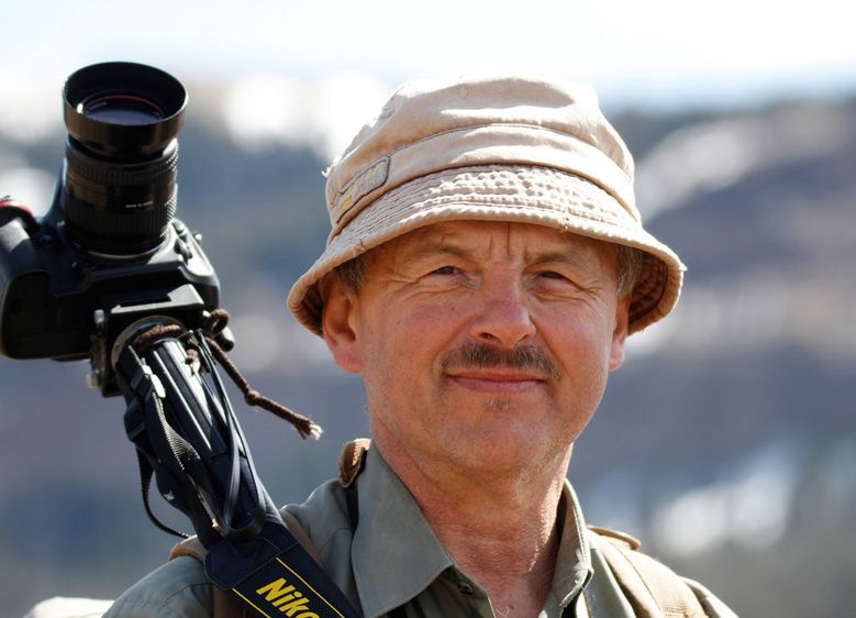 Bild: Frank Raimer, Förster a. D. des Nationalparks Harz, berichtet bei der GenerationenHochschule am 10. Januar über den Wolf. Foto: Sylvia Wright