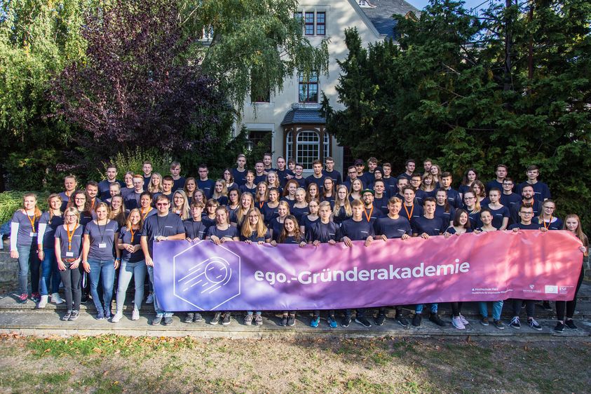 17. ego.-Gründerakademie auf dem Campus der Hochschule Harz in Wernigerode (Gruppenbild).