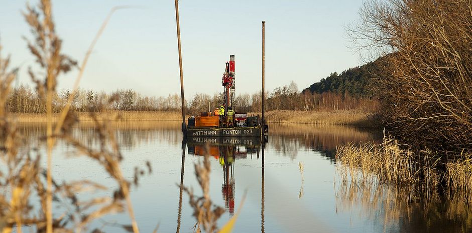Probenantnahme am Bollrich, Bildrechte: TU Clausthal Bild der Probenantnahme am Bollrich
